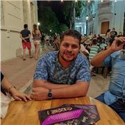 Profesor de humanidades dispuesto a enseñar y reforzar